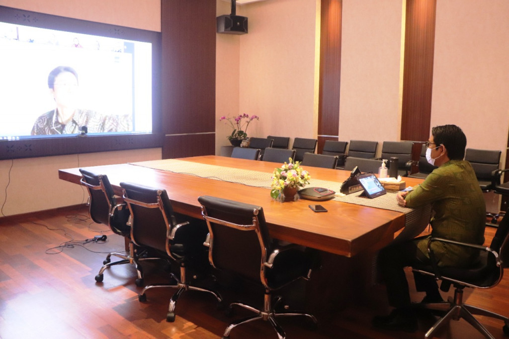 Sekda Adi Arnawa Ditunjuk Sebagai Narasumber Acara Indonesian Development Talk